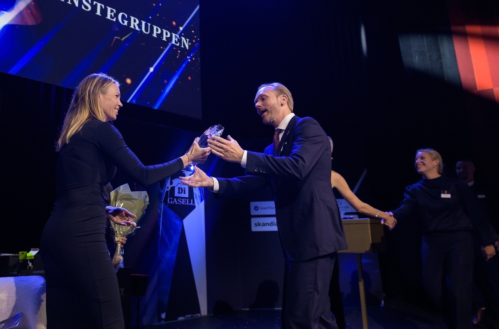 Serafim Finans delar ut pris till gasellföretag